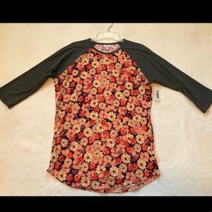 Beautiful floral T-shirt with dark gray raglan 3/4 sleeves.